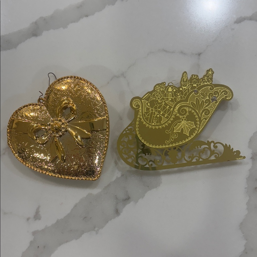 Vintage Heart & Sleigh Christmas Ornaments Gold‎ Foil Pearl Plastic Lot of 2
